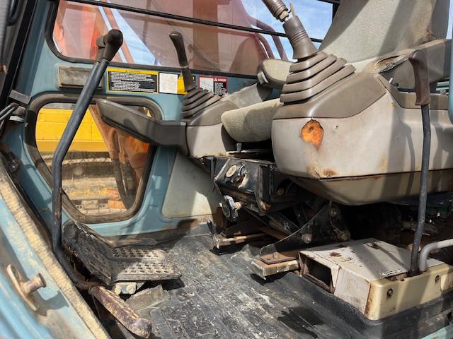 HITACHI EX 200 EXCAVATOR  DSL HYDRAULIC THUMB 9404 HRS