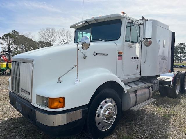 1994 IH 9400 ROAD TRACTOR CUMMINS DSL ENGINE ROCKWELL 8 SPD TRANS 863K MILES