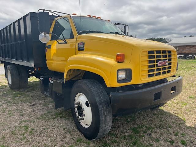 2001 GMC C6500 GAS ENGINE ALLISON AUTO TRANS 16’ JOHNNY GREGORY DUMP 148K MILES