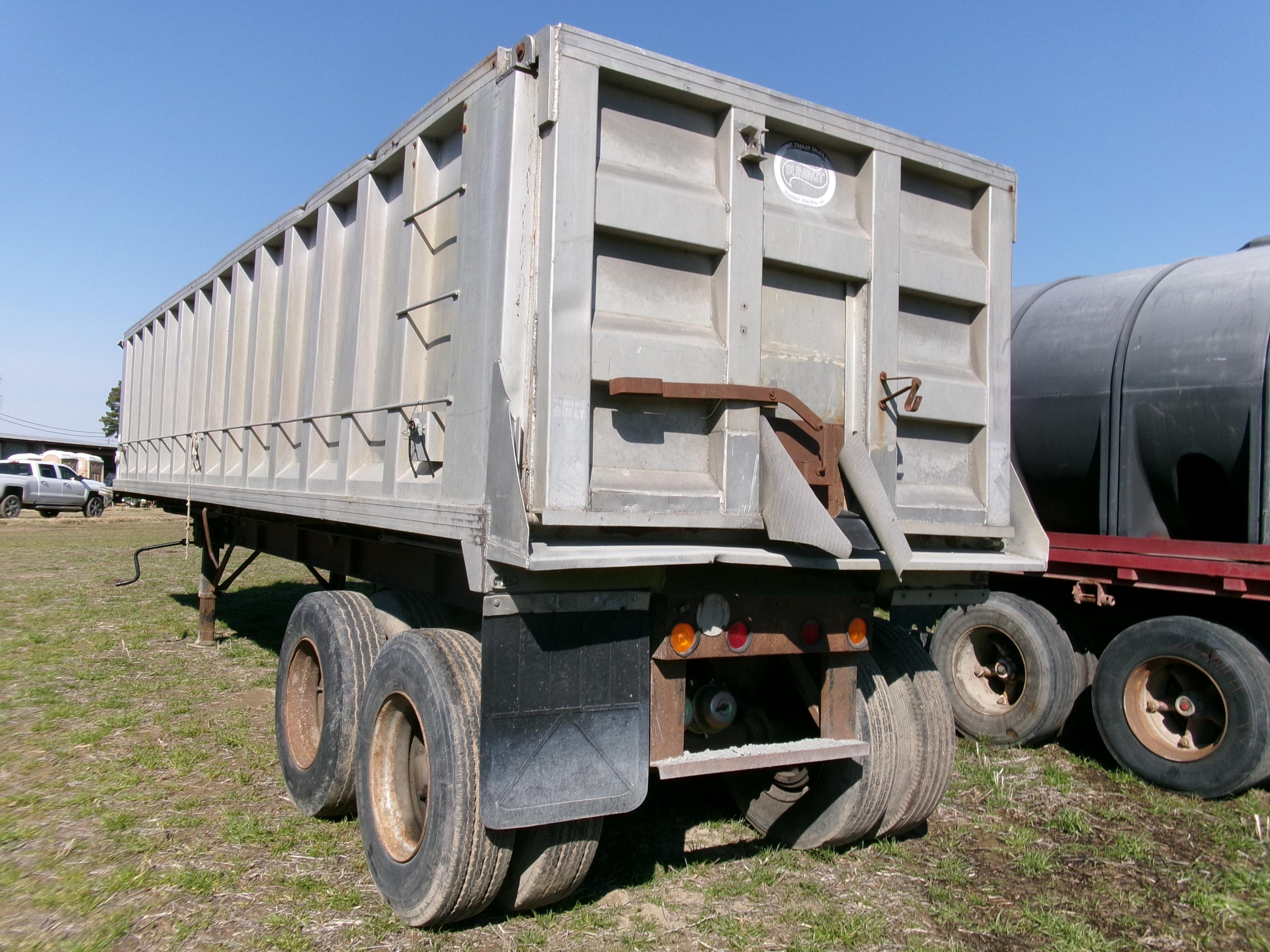 1981 SUMMIT 32’ DUMP STEEL FRAME, ALUM DUMP TRAILER