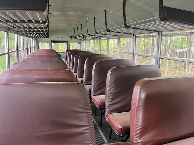 1991 IH BUS DSL AIR BRAKES AUTO TRANS 3682 MILES GOOD RUBBER