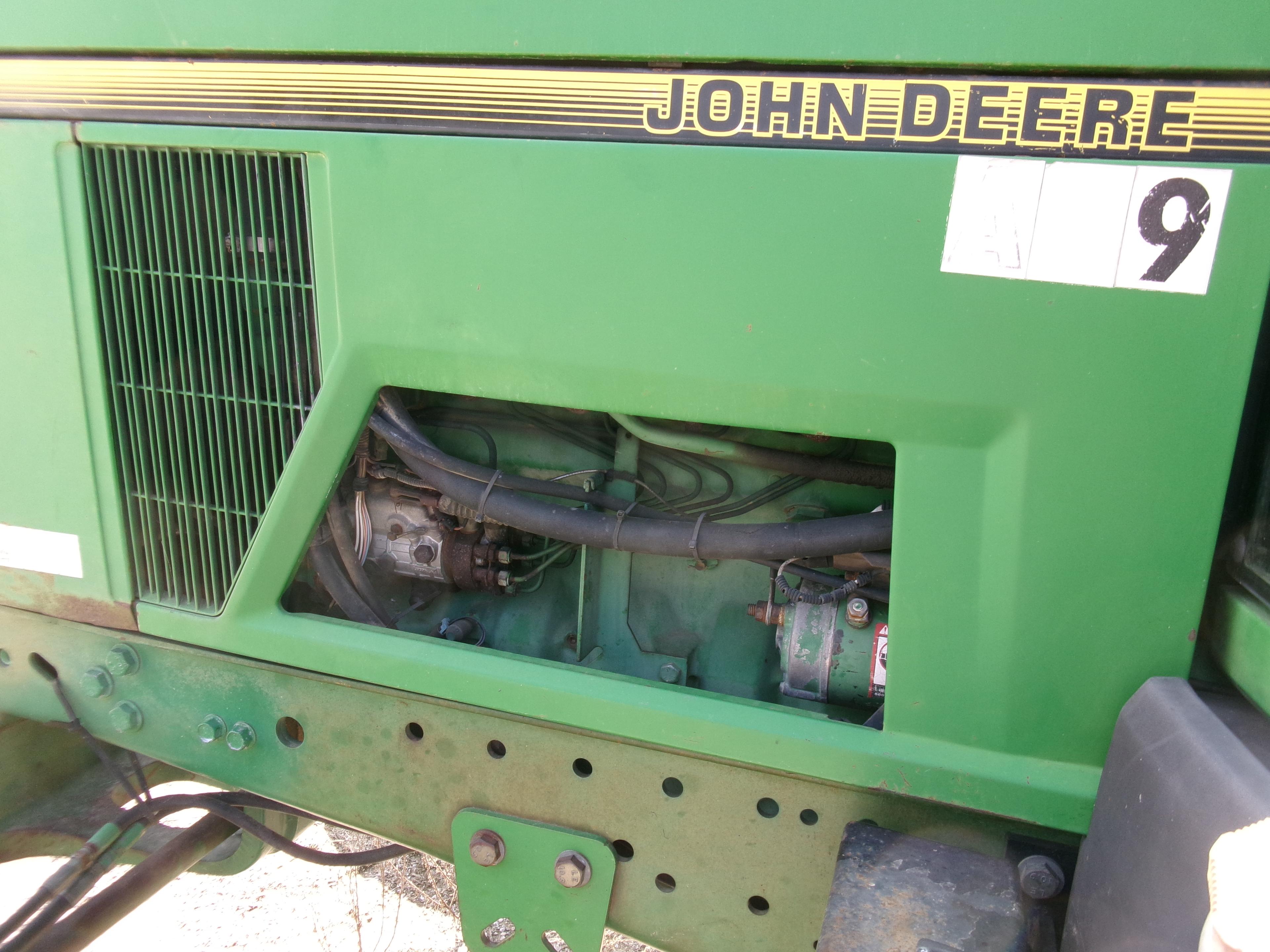 JD 7200, CAB, DSL, A/C, POWERQUAD TRANS, DUAL REMOTES, 8150 HRS, SN:001473