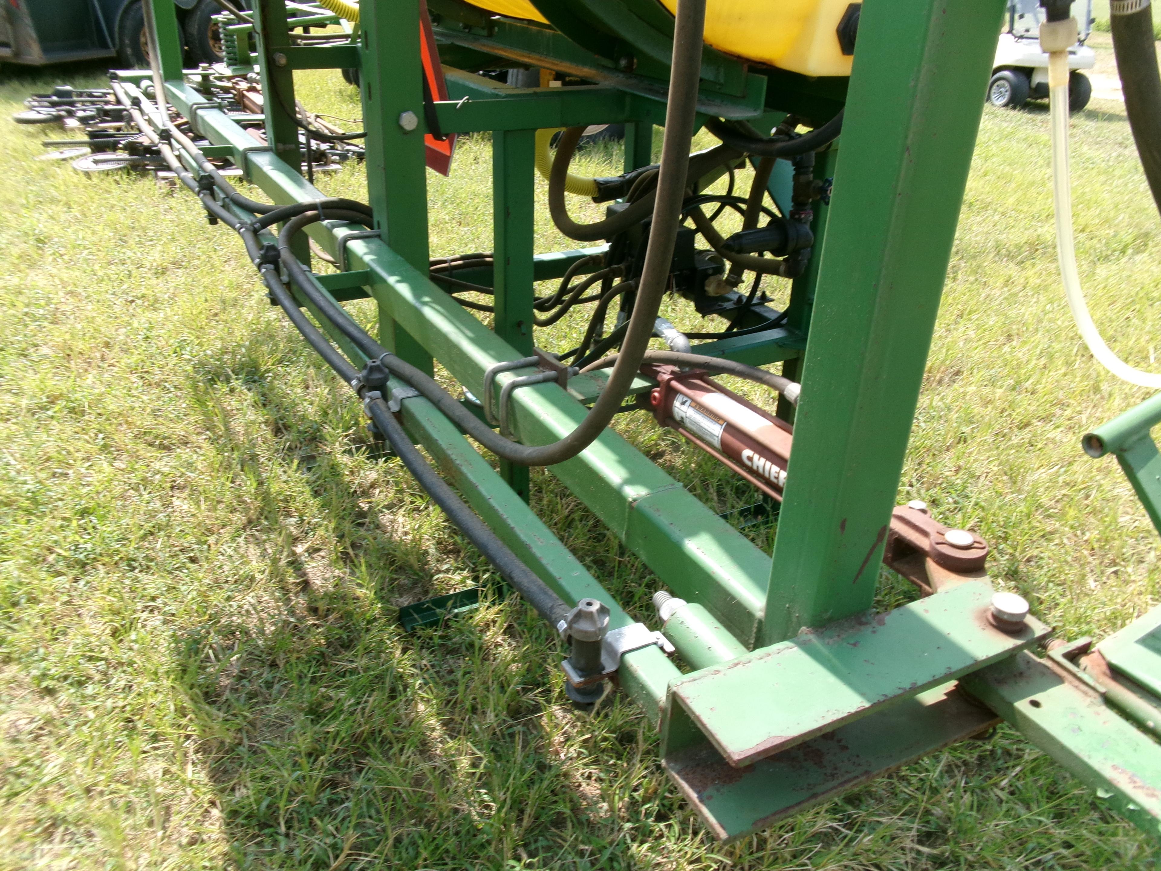 SHEPHARD 300 GAL 3 PT SPRAYER, HYD FOLD BOOMS, FOAM MARKERS, GENTLY USED