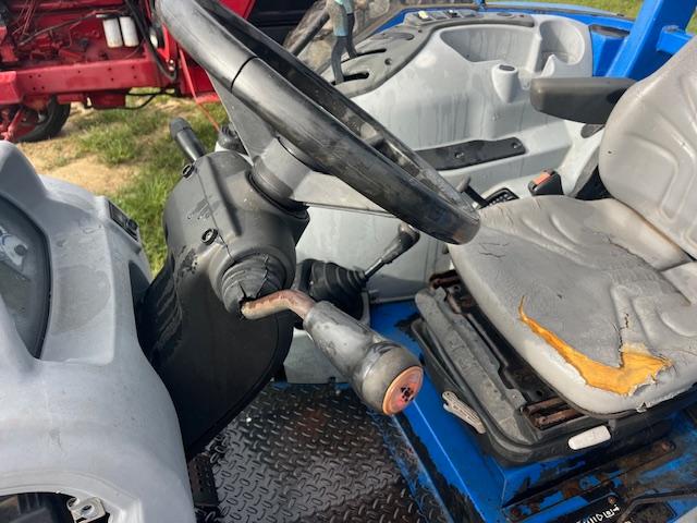 NH TS6.110 MFWD, DSL, CANOPY, DUAL REMOTES, LEFT HAND REVERSER, 4069 HRS
