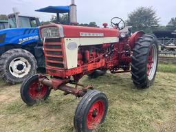 FARMALL 460, GAS ENGINE, 1306 HRS SN: 647S AS GOOD AND SOLID AS YOU WILL FIND.  SHED KEPT.  NICE