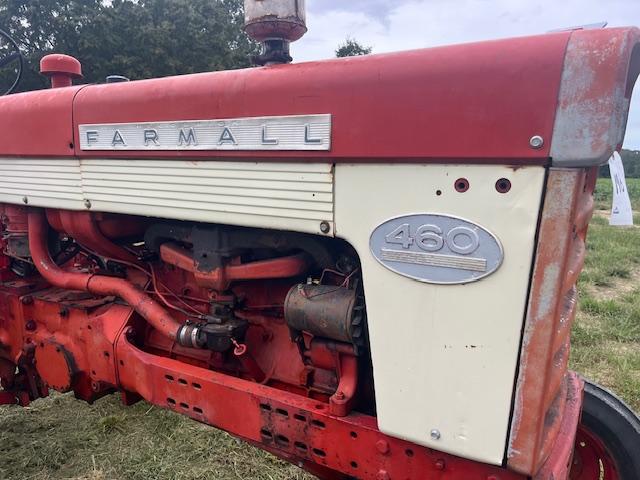 FARMALL 460, GAS ENGINE, 1306 HRS SN: 647S AS GOOD AND SOLID AS YOU WILL FIND.  SHED KEPT.  NICE