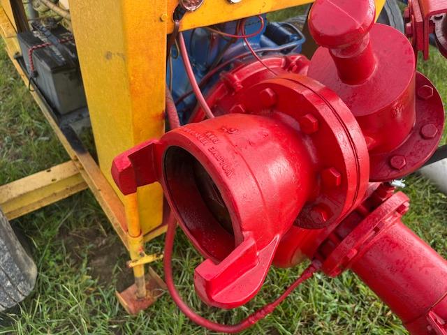 RAINBOW IRRIGATION PUMP WITH SUCTION GAS ENGINE IH PUMP RUNS
