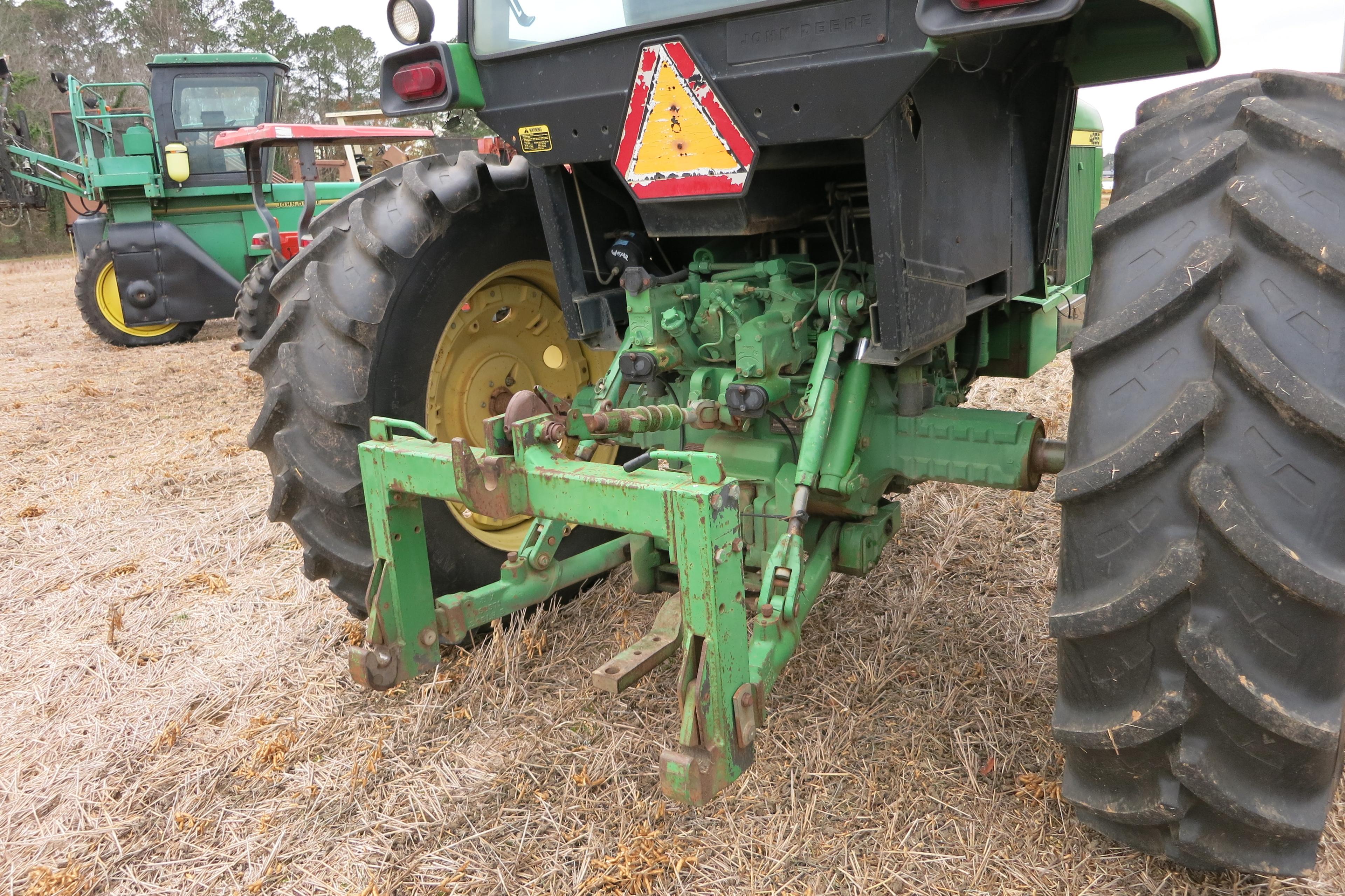 JD 4255 CAB, DSL, 15-SPEED POWERSHIFT TRANS, DUAL REMOTES, NEW REAR TIRES, SN: 11655, 9200 HRS (1-OW