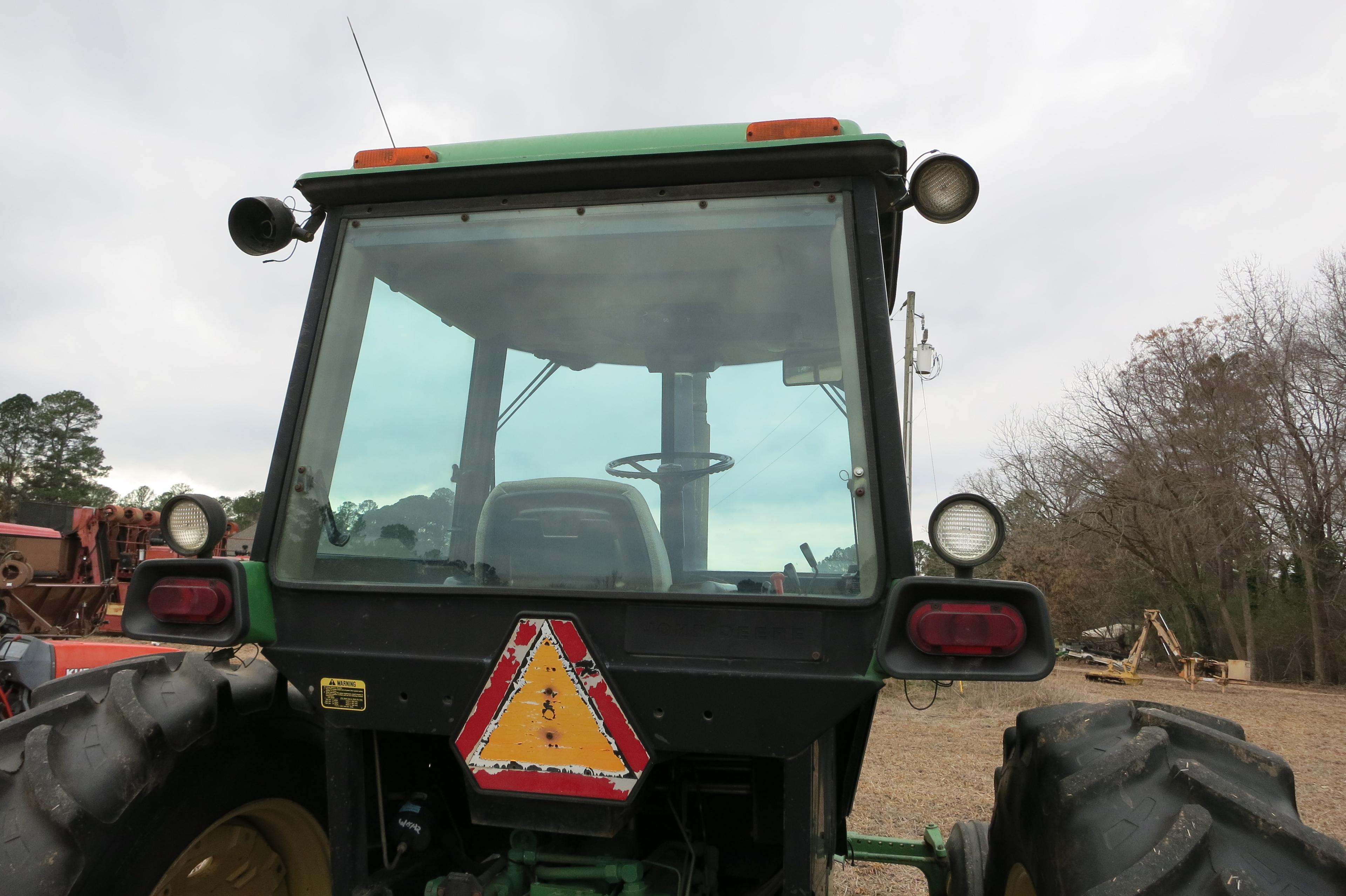 JD 4255 CAB, DSL, 15-SPEED POWERSHIFT TRANS, DUAL REMOTES, NEW REAR TIRES, SN: 11655, 9200 HRS (1-OW