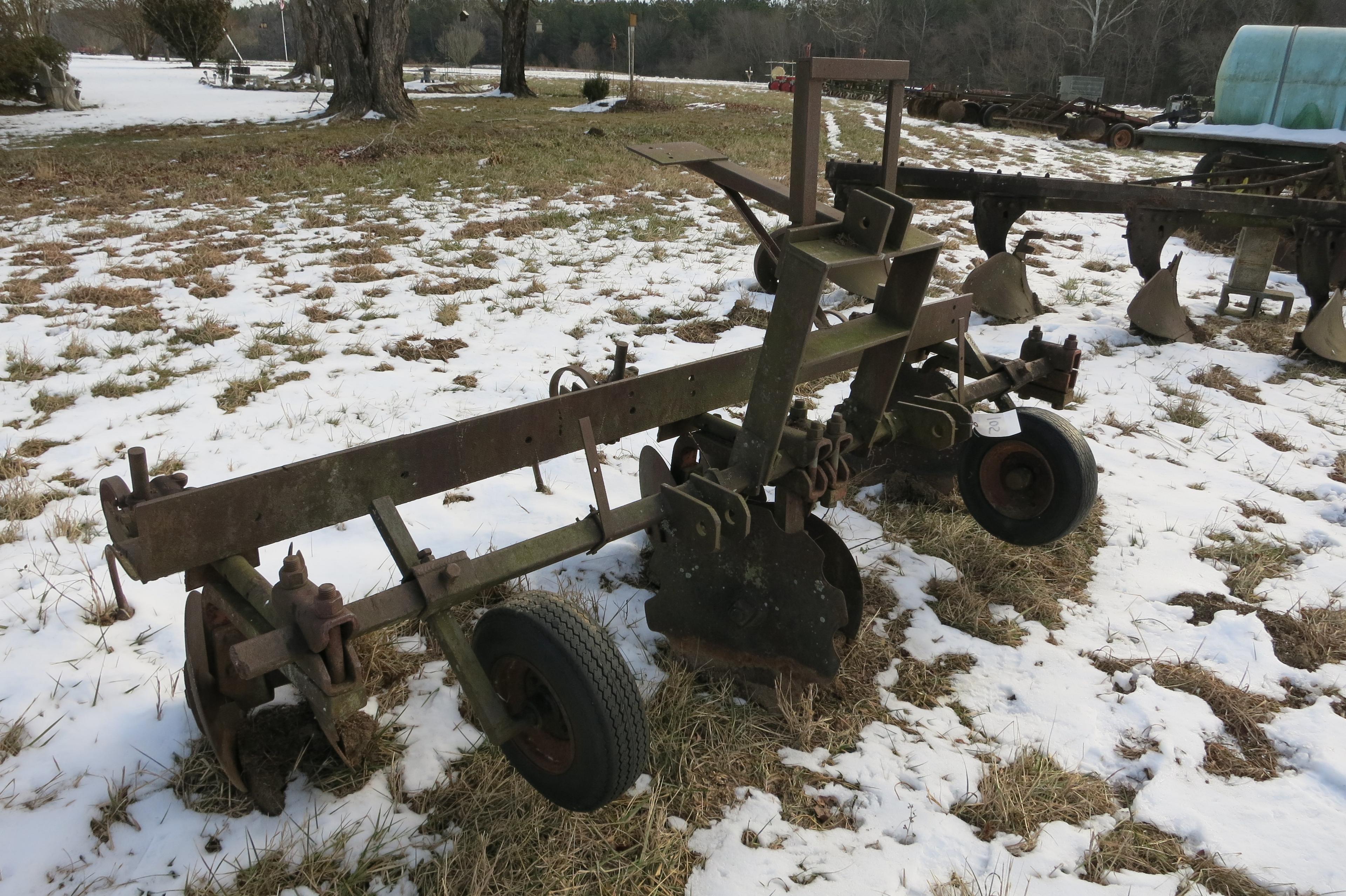2 ROW BEDDER