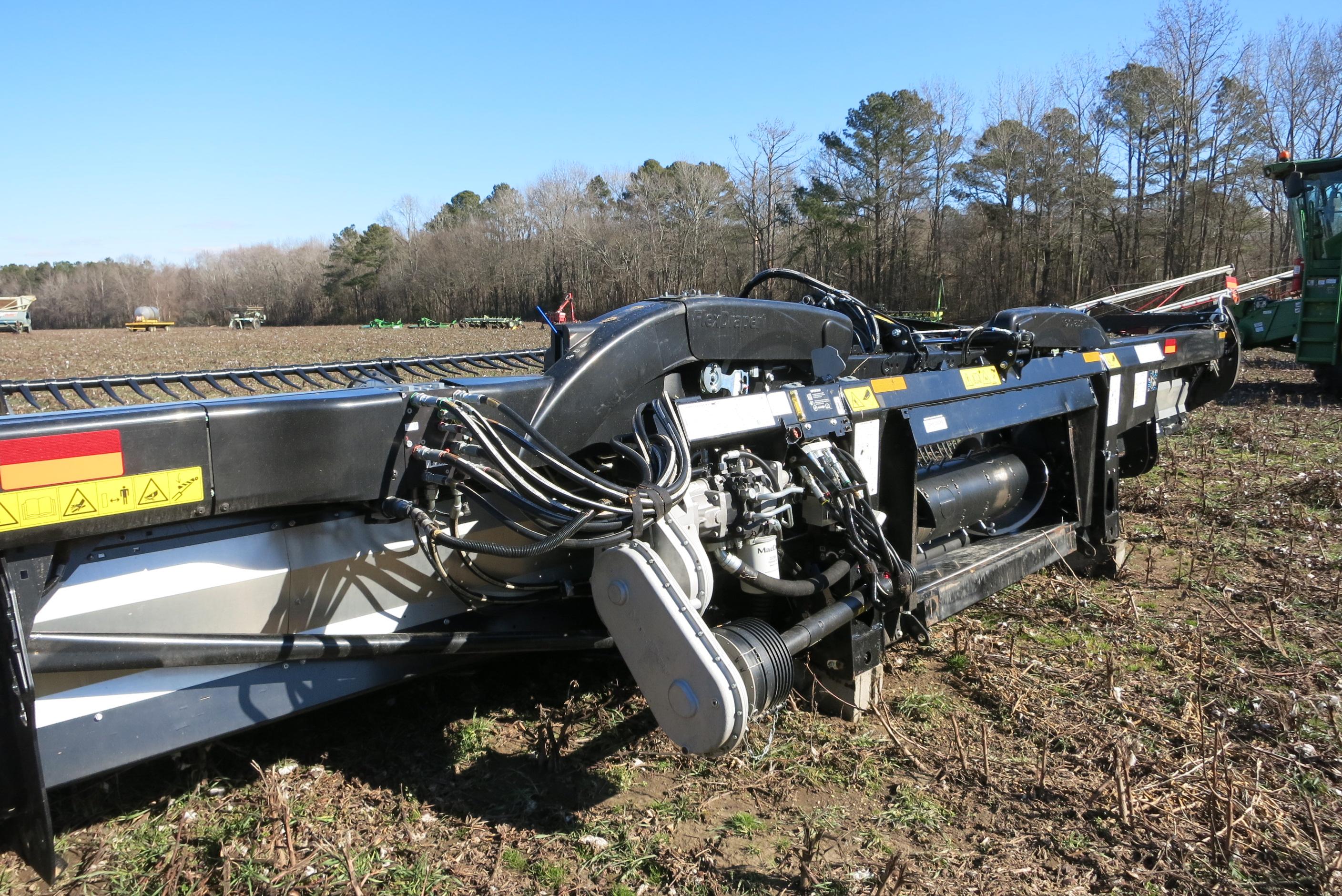 MACDON FD235, 35' DRAPER HEAD, (2023 MODEL LIKE NEW) SN:452834-23