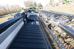 MACDON FD235, 35' DRAPER HEAD, (2023 MODEL LIKE NEW) SN:452834-23