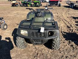 ARTIC CAT 4-WHEELER 4 x 4 577 MILES