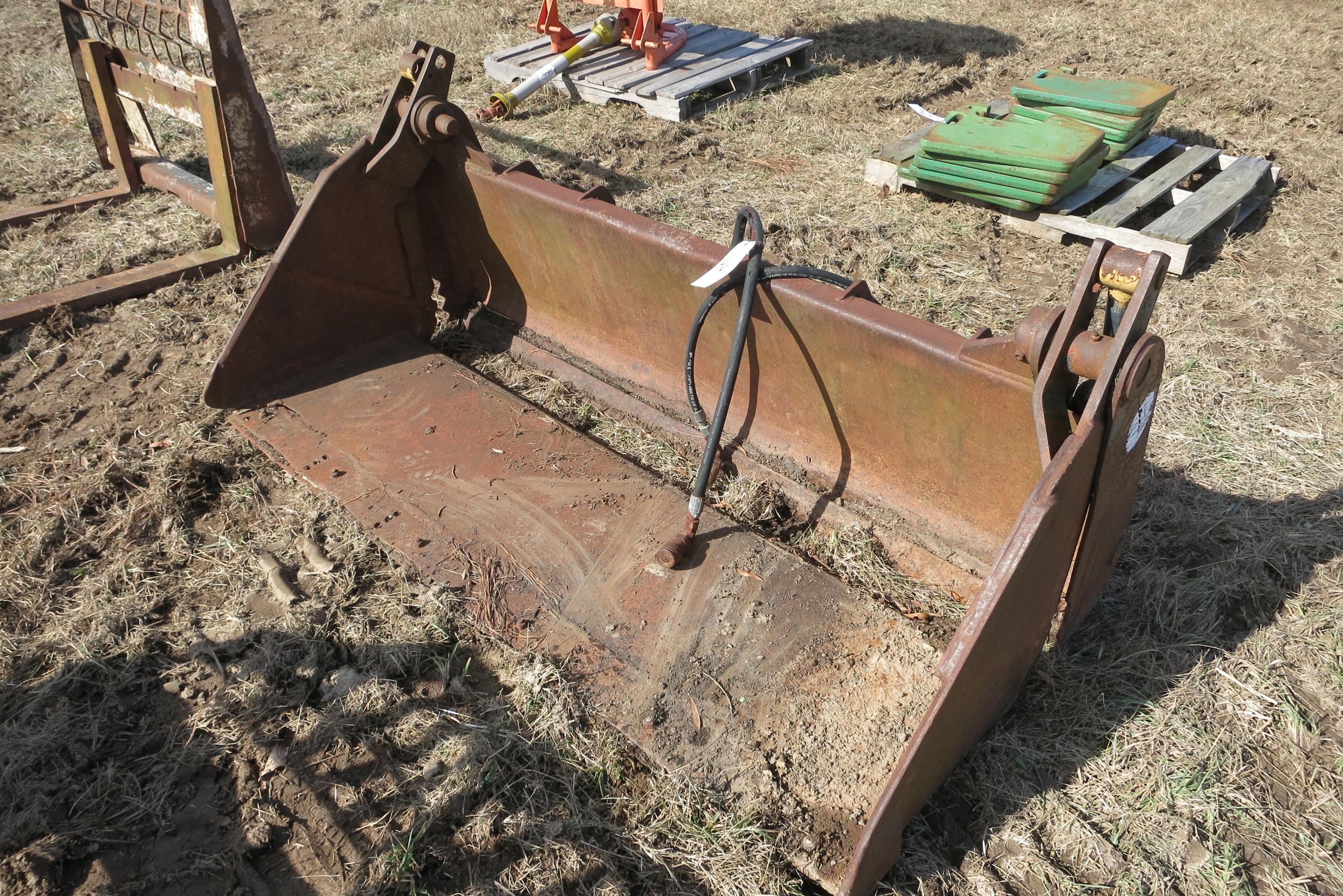 66" 4-IN-1 BUCKET