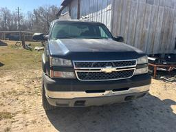 2005 CHEVROLET 2500 4 x 4 GAS  235K MILES