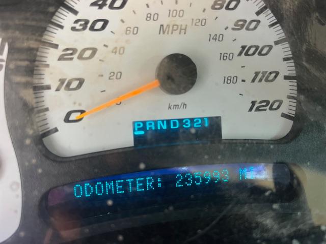 2005 CHEVROLET 2500 4 x 4 GAS  235K MILES