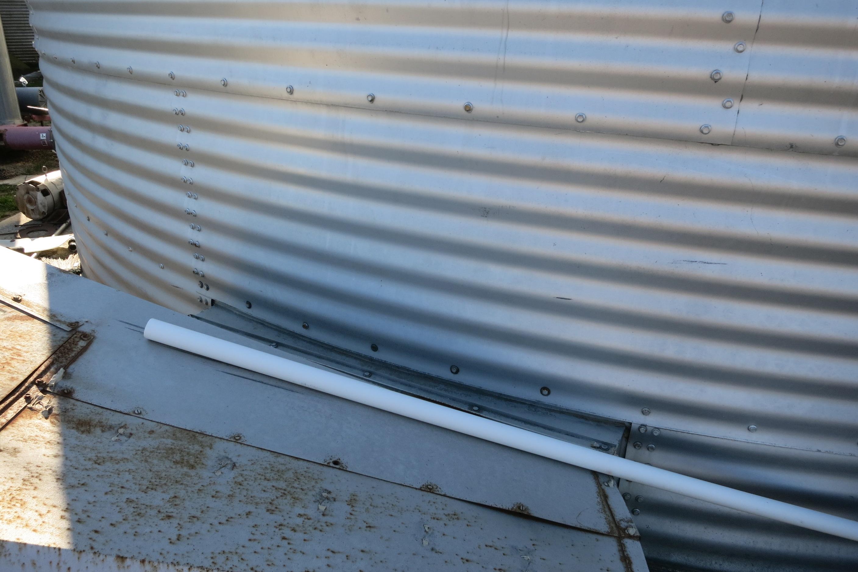LONG 10,000 BU BIN, SWEEP, FAN, 3-PHASE