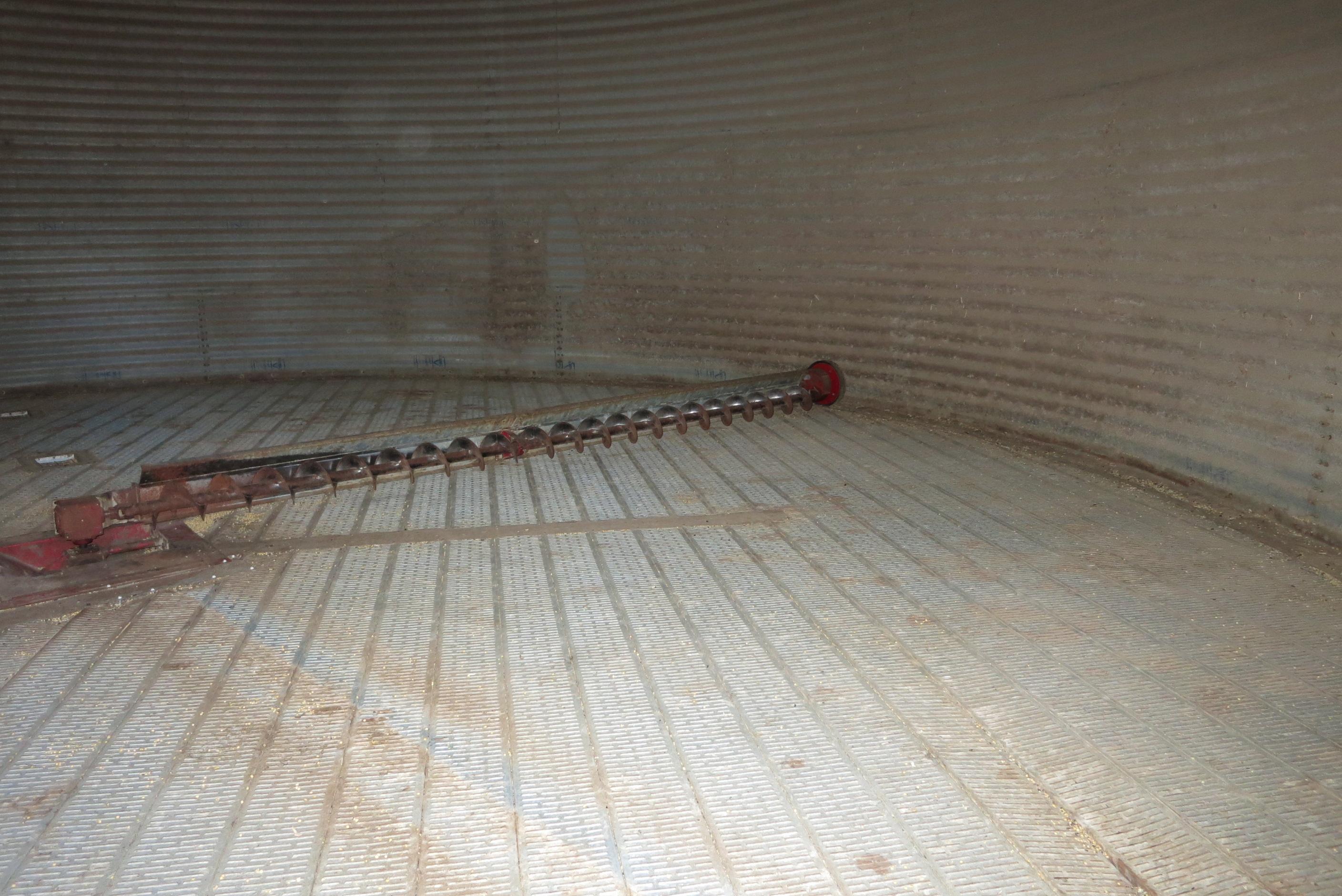 LONG 10,000 BU BIN, SWEEP, FAN, 3-PHASE