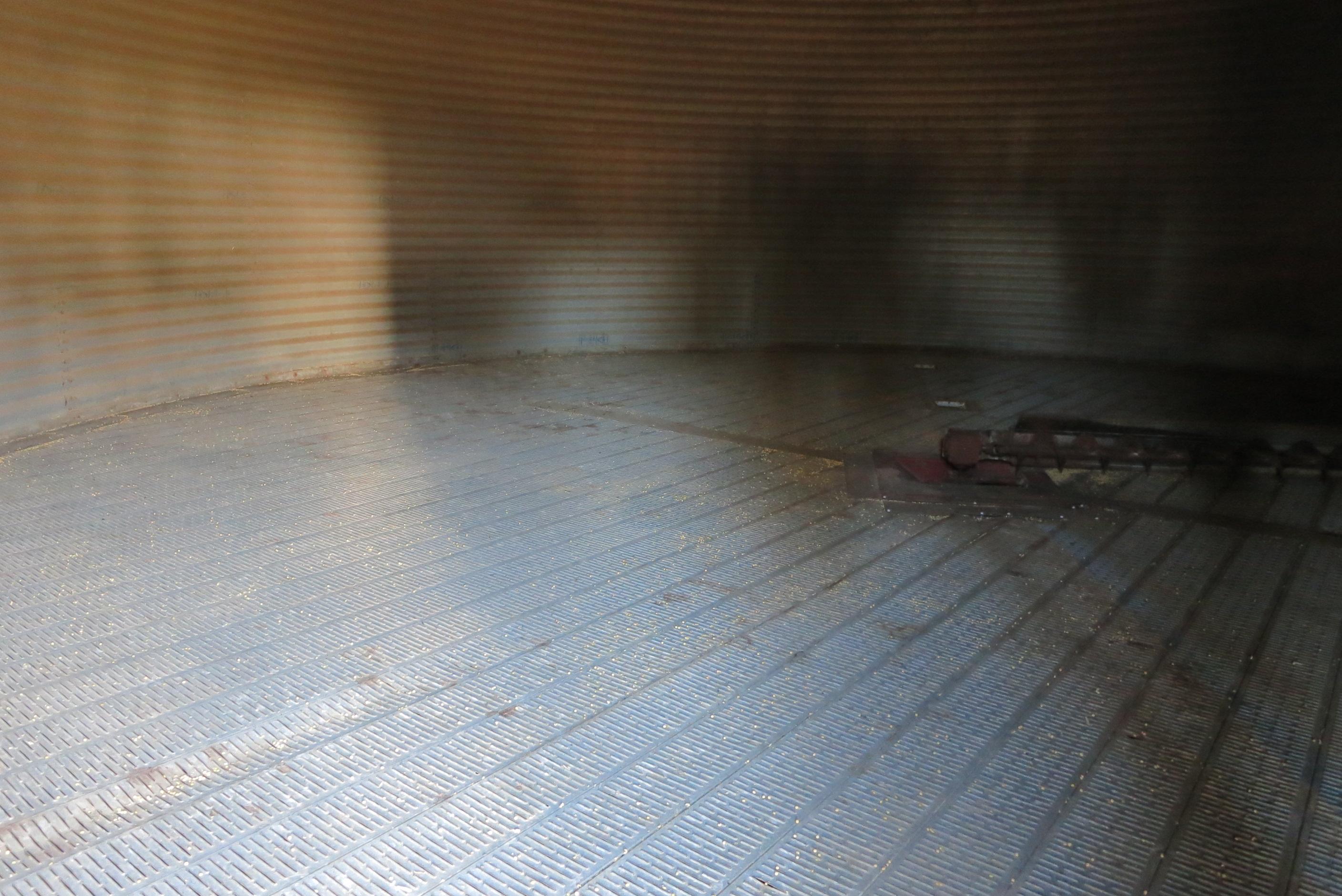 LONG 10,000 BU BIN, SWEEP, FAN, 3-PHASE