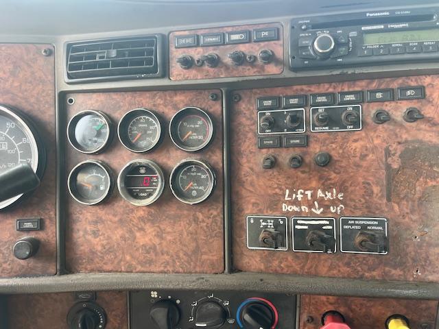 2003 KENWORTH DAY CAB CAT C-12 DSL ENGINE 10-SP EATON FULLER TRANS WETLINE, 402K MILES SHOWING