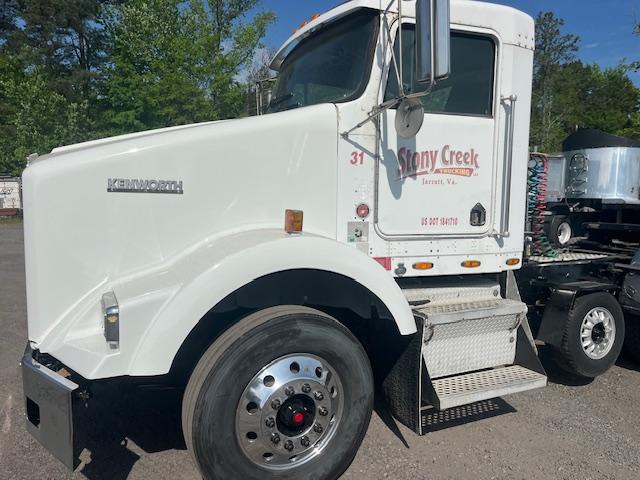 2003 KENWORTH DAY CAB CAT C-12 DSL ENGINE 10-SP EATON FULLER TRANS WETLINE, 402K MILES SHOWING