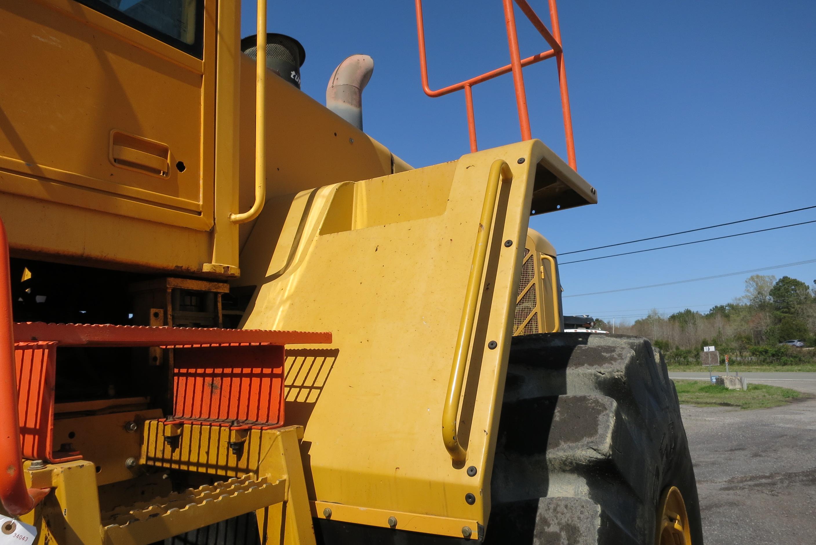 VOLVO L220E LOADER ARTICULATING, VOLVO DSL, POWERSHIFT TRANS, CAB, A/C, LOAD RITE L2180 SCALES, APPR