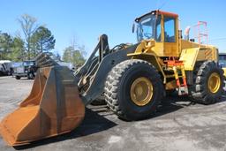 VOLVO L220E LOADER ARTICULATING, VOLVO DSL, POWERSHIFT TRANS, CAB, A/C, LOAD RITE L2180 SCALES, APPR