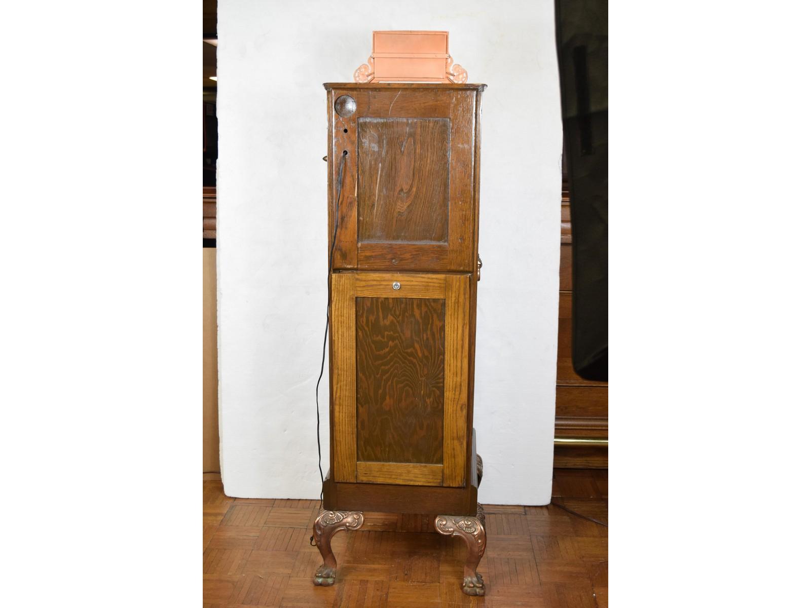 Antique Coin Op Quartoscope 5¢ Arcade Mutoscope