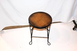 Ice Cream Parlor Style Chairs (4)
