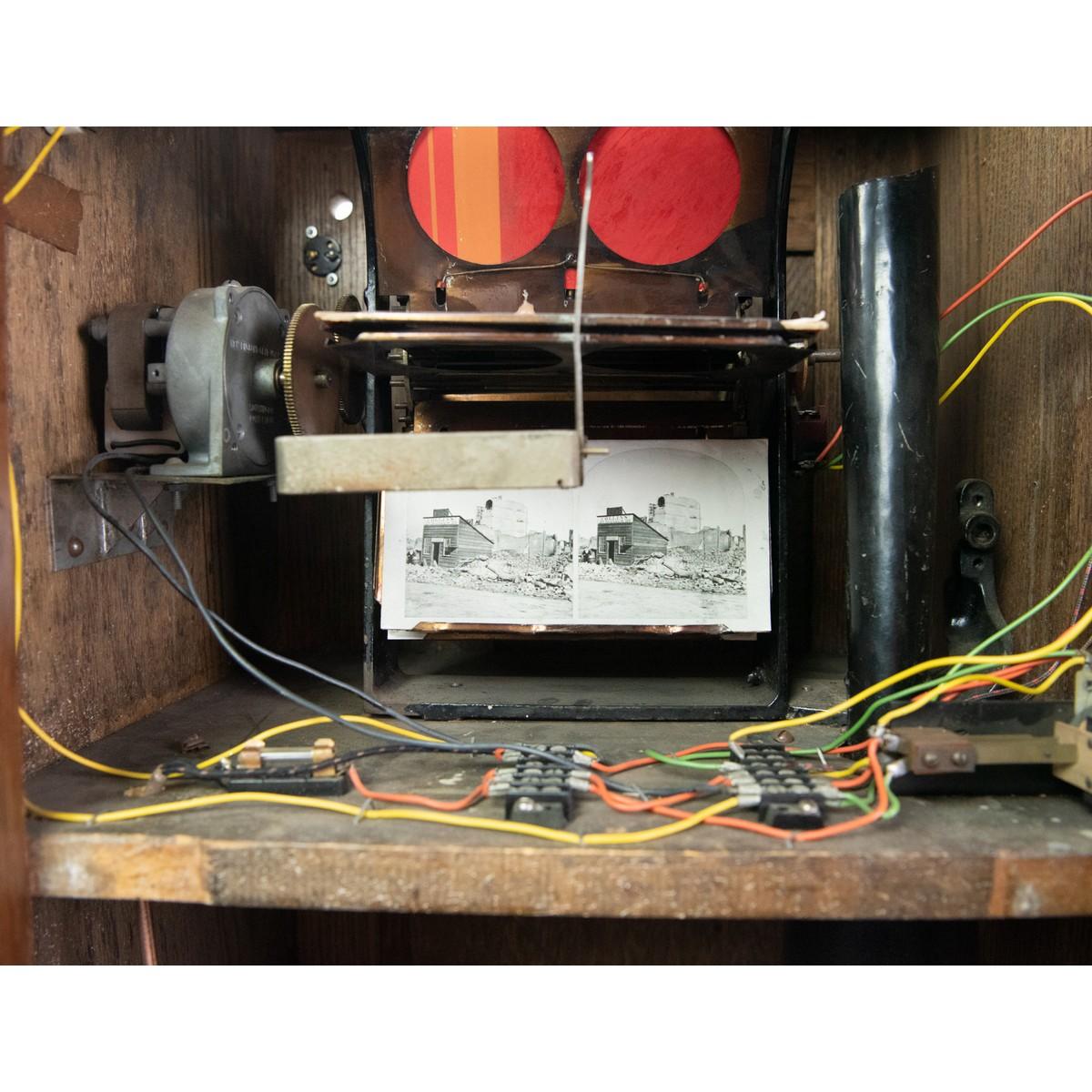 Coin Op Stereo Card Viewer