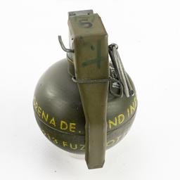 Vietnam-Era US M67 HE Grenade W/Can & Jungle Clip