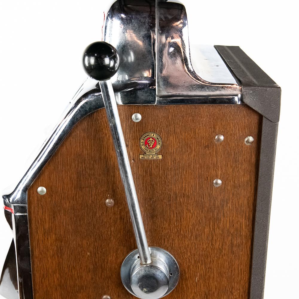 Jennings $1 Standard Chief Slot Machine