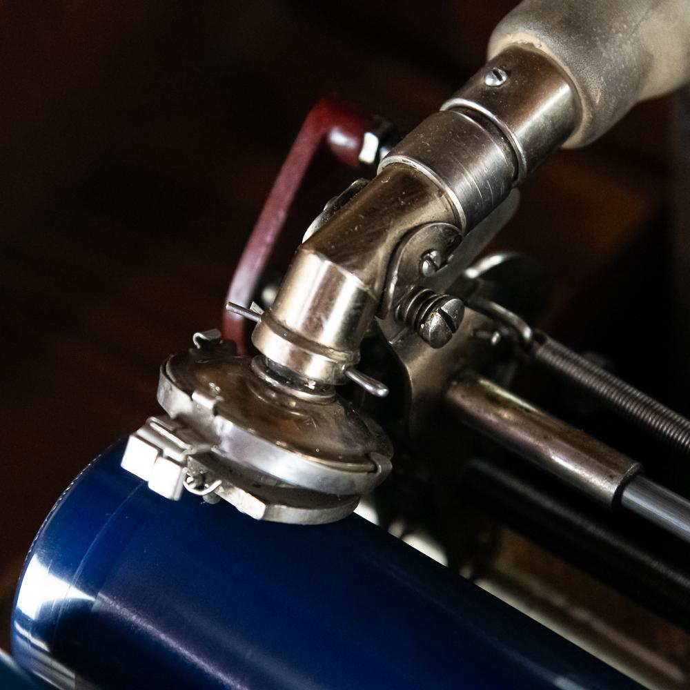Regina Hexaphone Coin Op Cylinder Phonograph