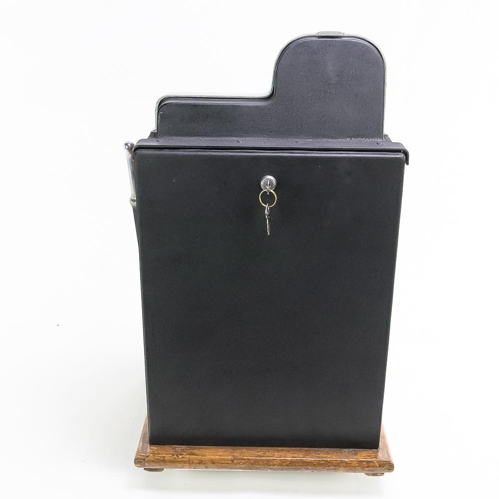 Buckley 5 Cent Chris-Cross Chrome Deluxe Slot