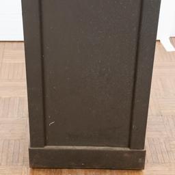 Metal, Locking Slot Machine Stand