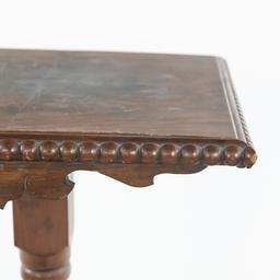 Small Victorian Burl Top End Table