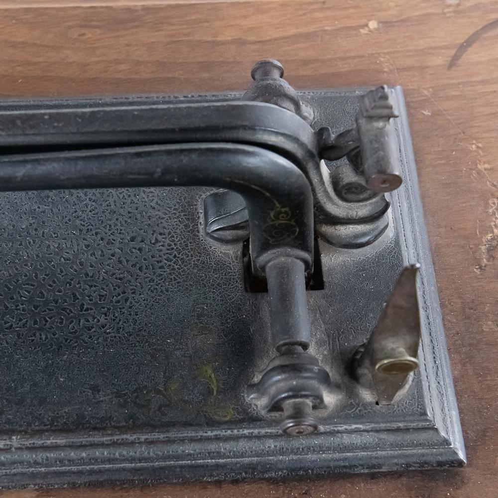 Grover & Baker Chain Stitcher Sewing Mach. & Table