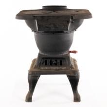 Licking Stove Works Cast Iron Pot Belly Stove