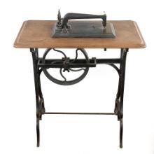 Grover & Baker Chain Stitcher Sewing Mach. & Table
