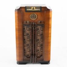Vintage Silvertone 4786 Console Tube Radio