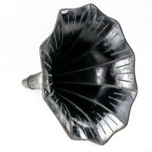 Victor Phonograph Black Morning Glory Horn