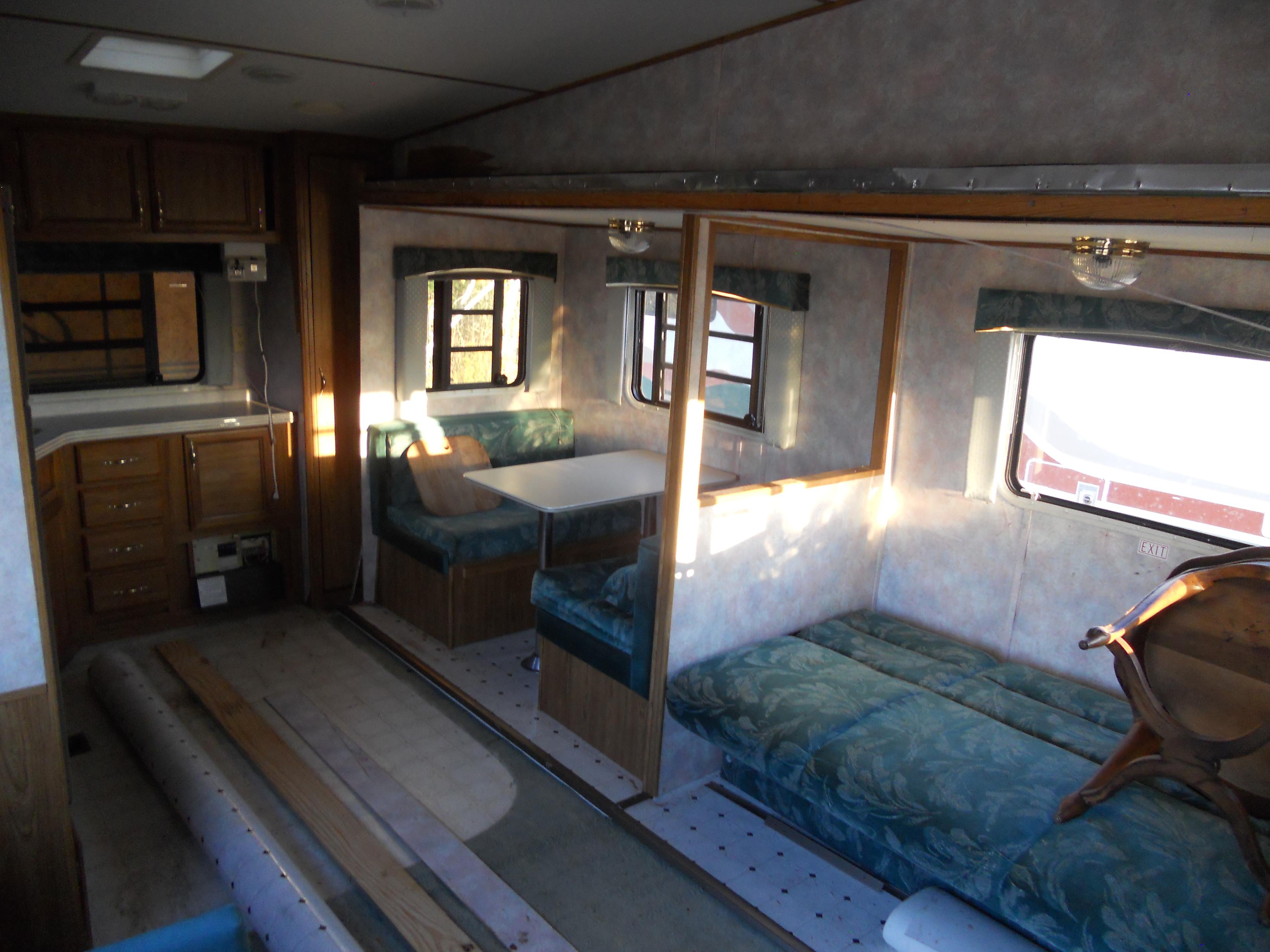 Conquest By Gulfstream 5th Wheel Camper