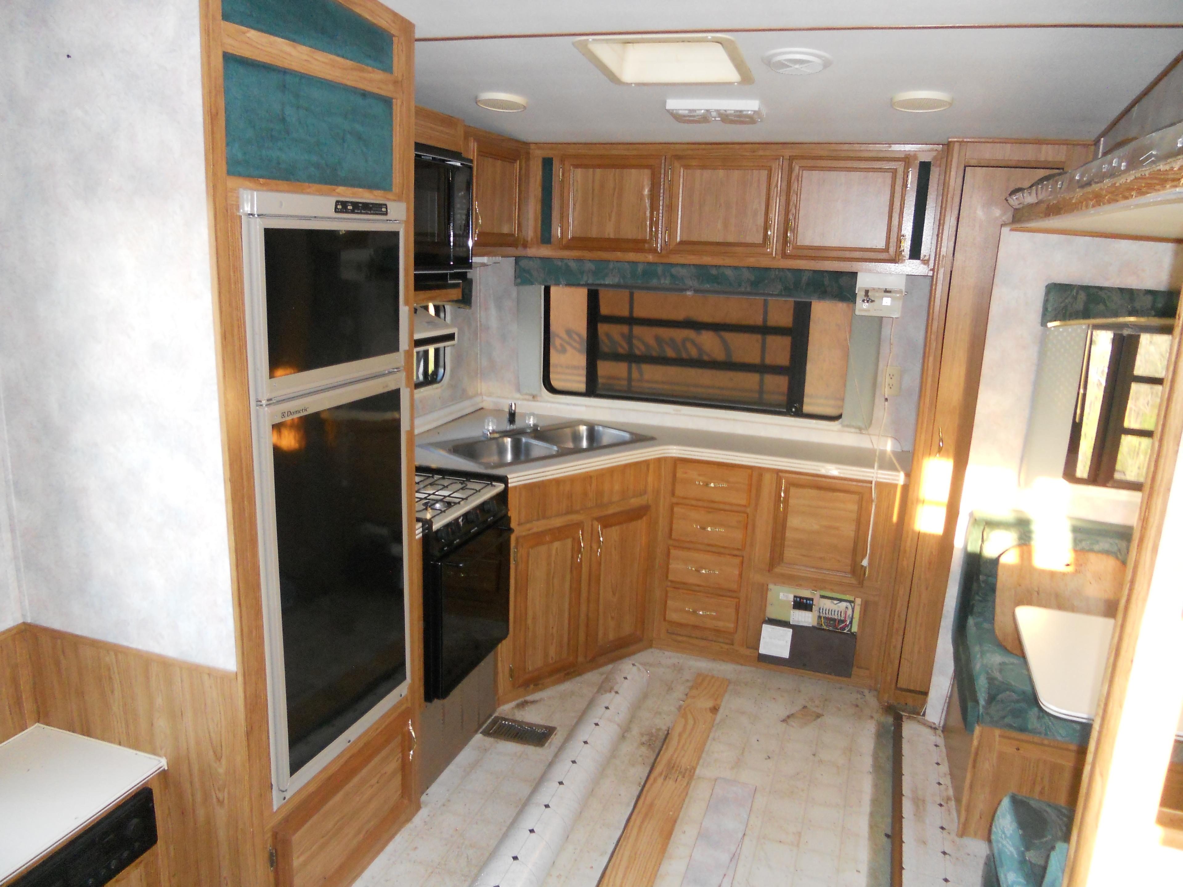 Conquest By Gulfstream 5th Wheel Camper