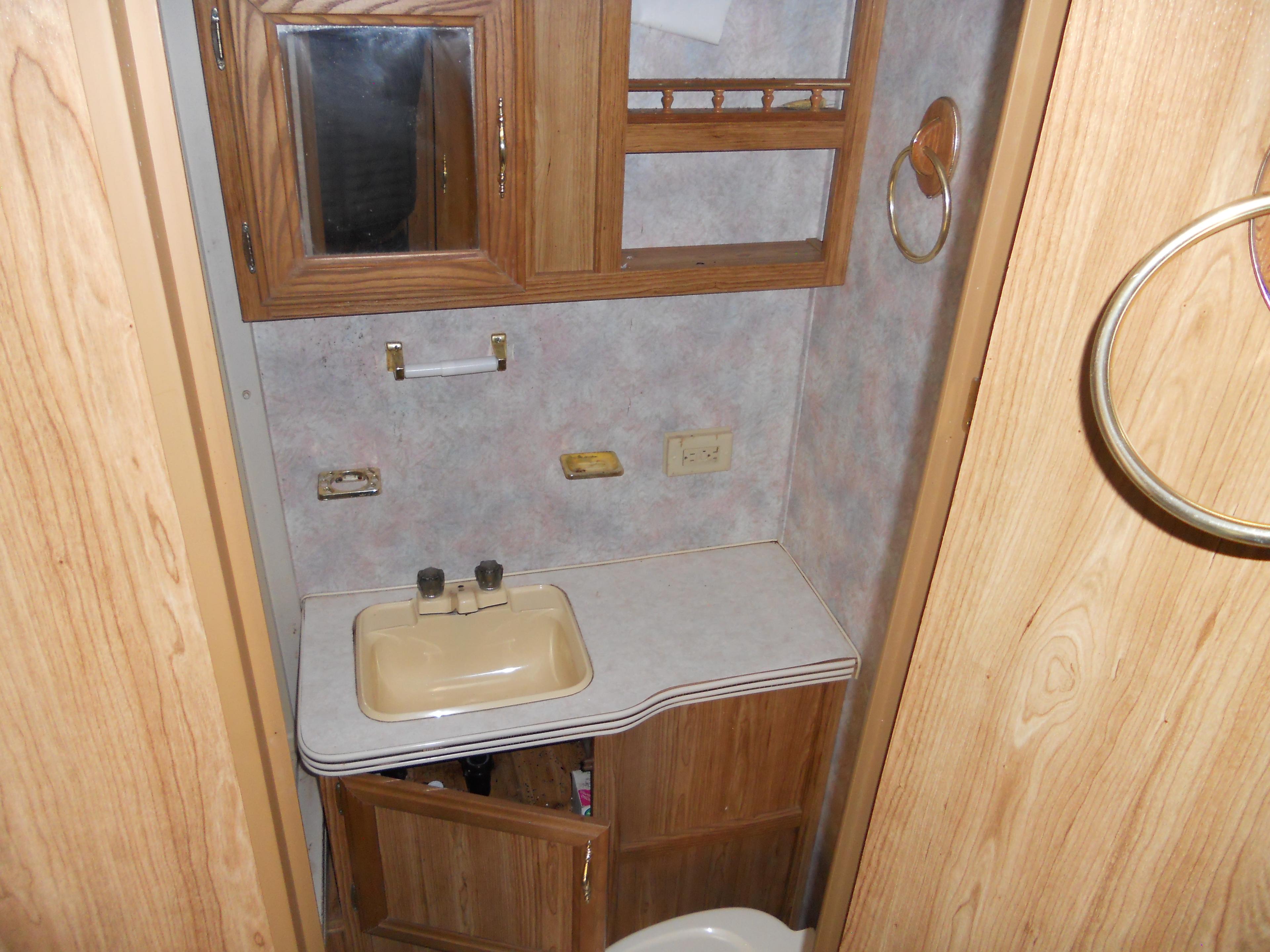 Conquest By Gulfstream 5th Wheel Camper