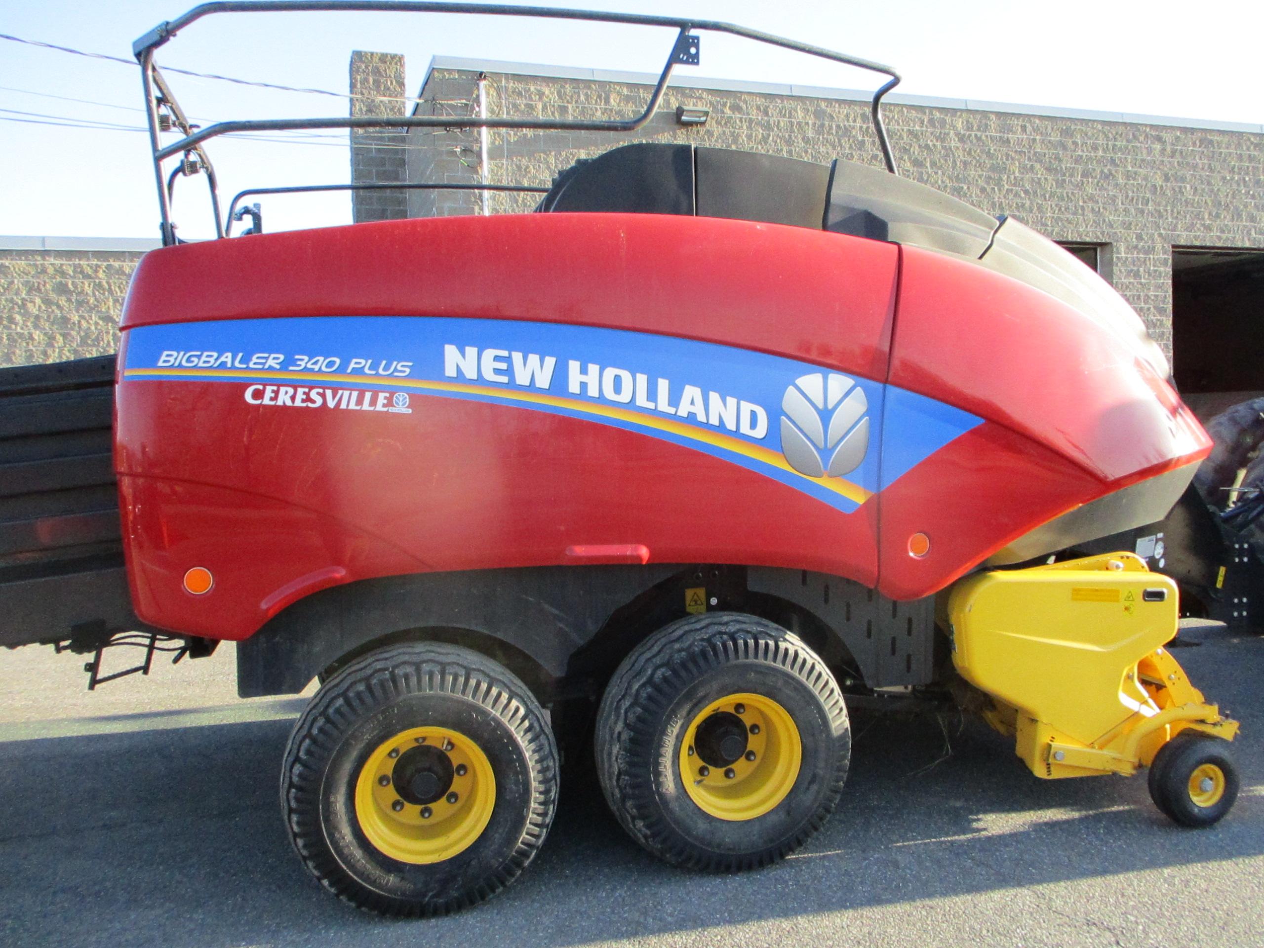 2018 New Holland 340 Plus Baler