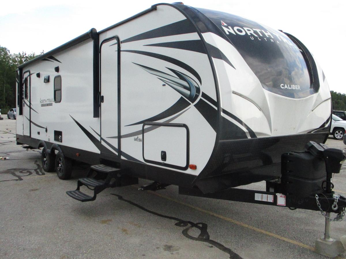 2021 North Trail Ultra Lite Camper