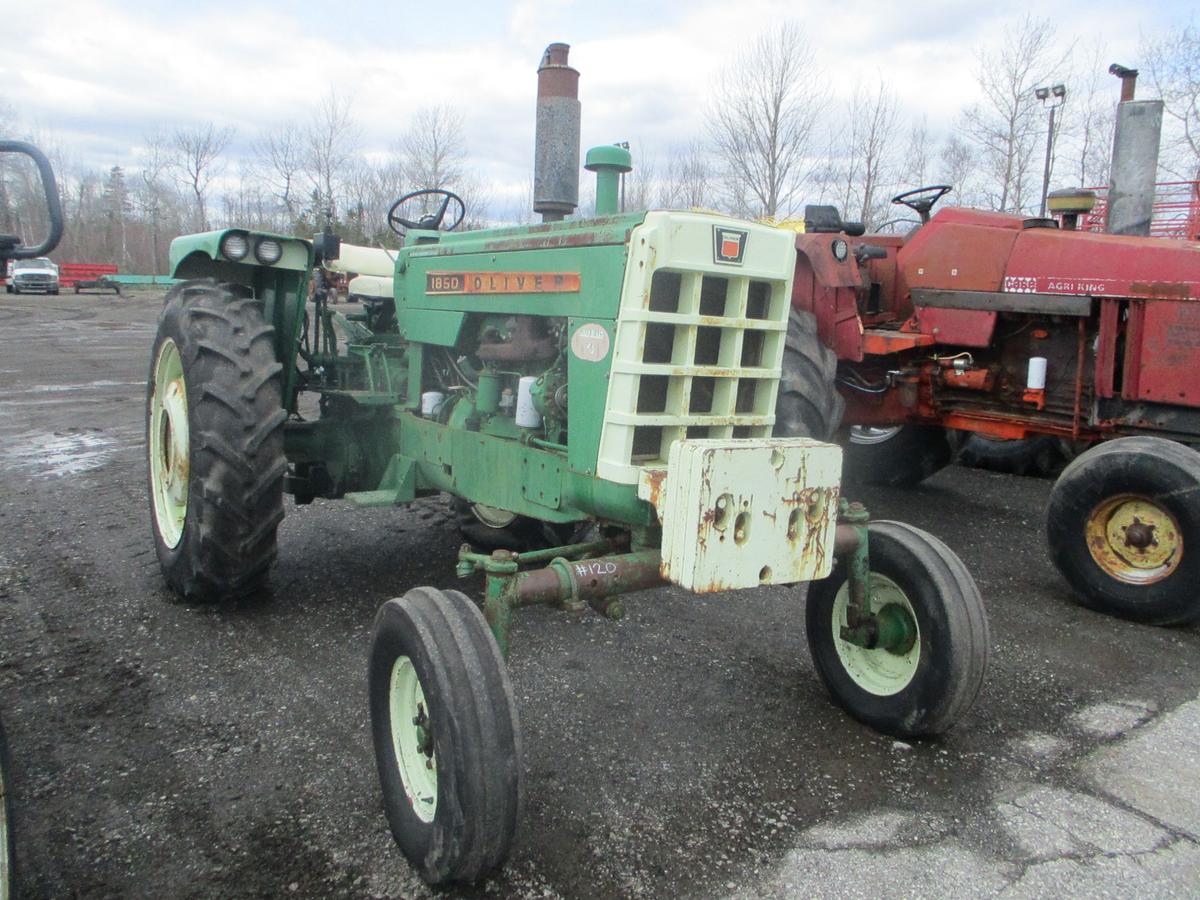 Oliver 1850 Farm Tractor