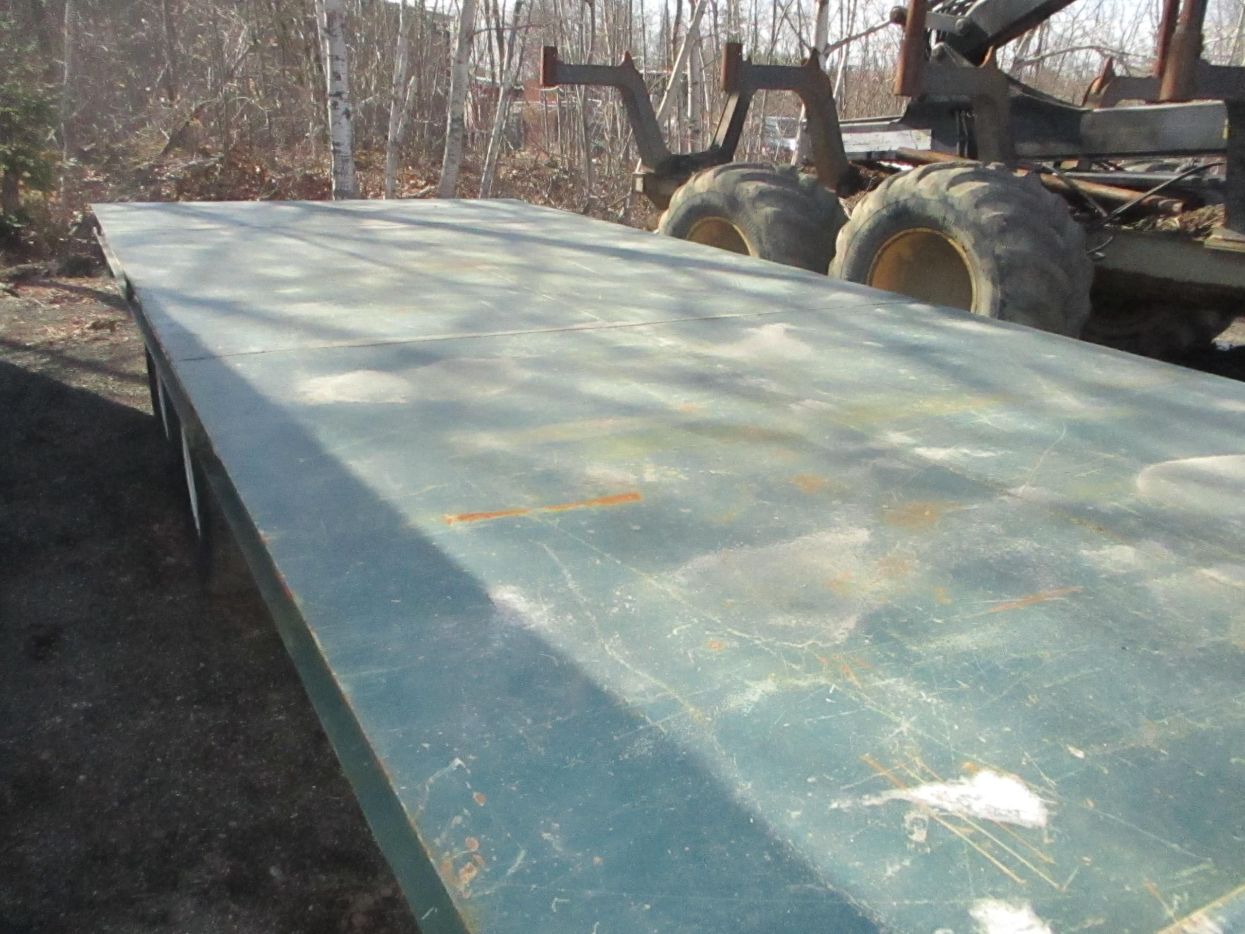 1997 Valley Tri-Axle Log Trailer