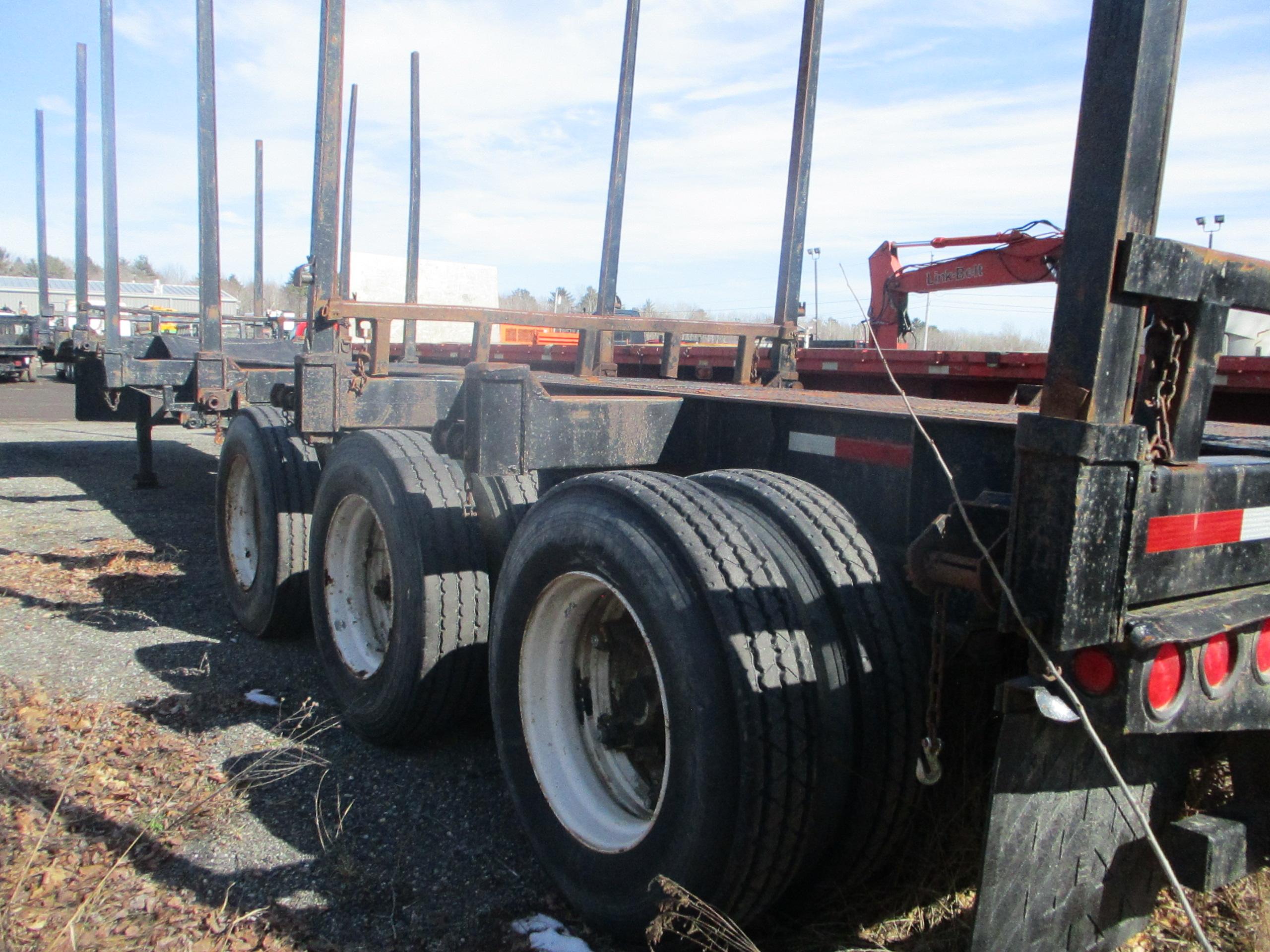 1997 Valley Tri-Axle Log Trailer