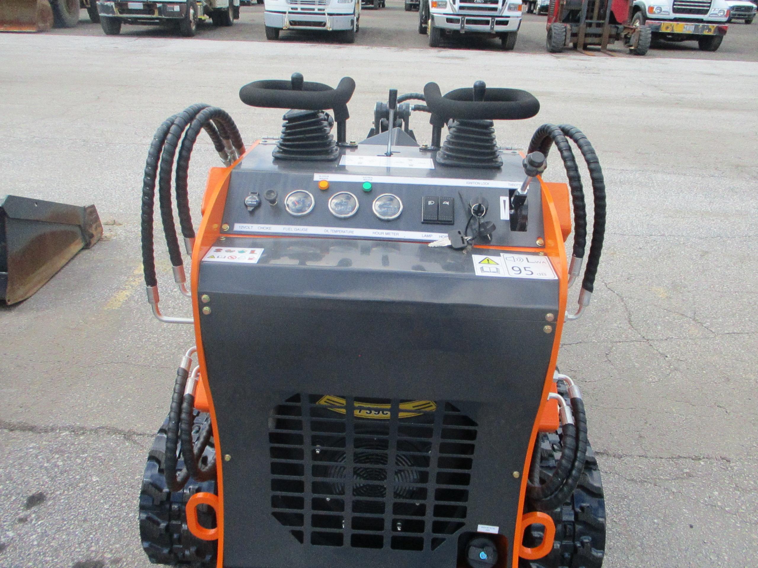Land Hero LDH-T460XX Mini Skid Steer Loader
